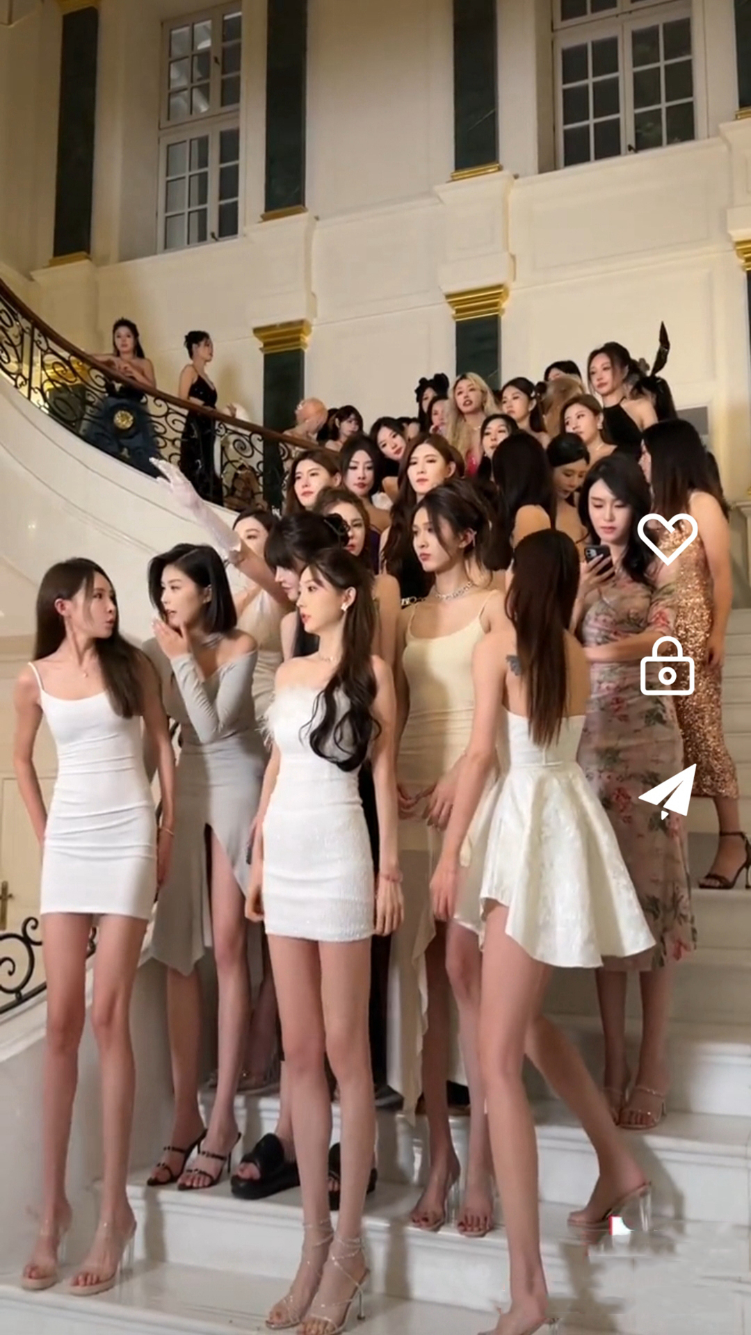 女王SM小说截图
